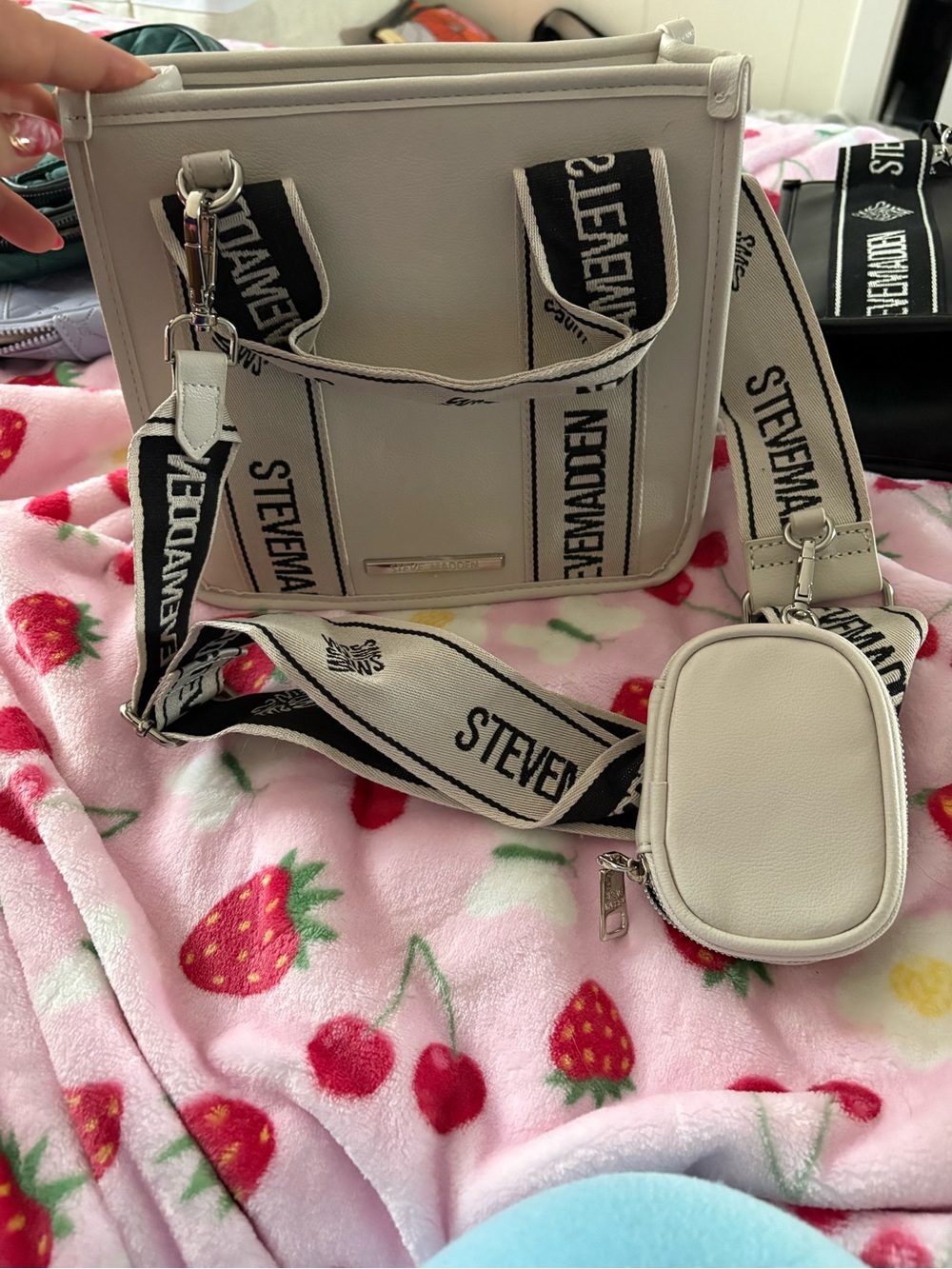 Steve Madden White Tote with Branded Strap and Metal Logo